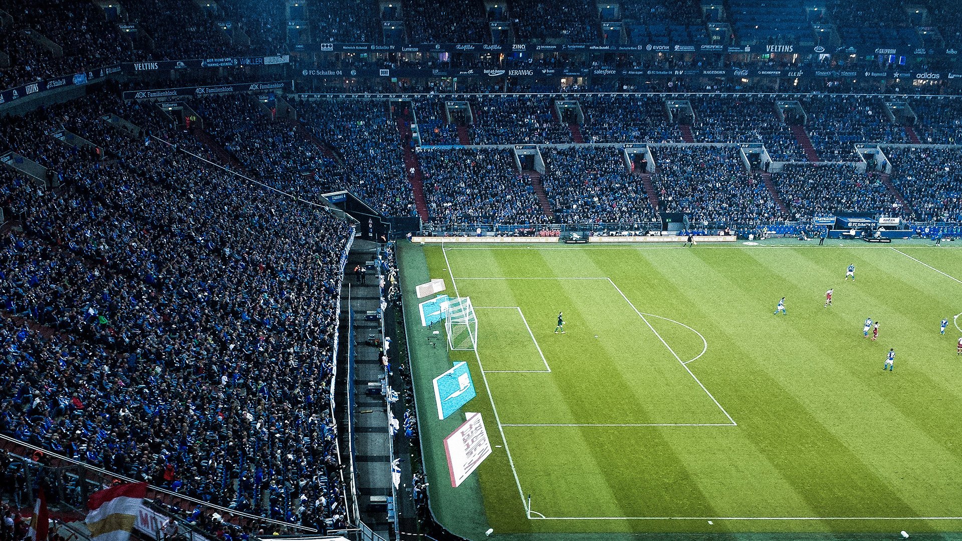 险胜引发热议！，德罗巴在湖人比赛中重要助攻引发球迷热议