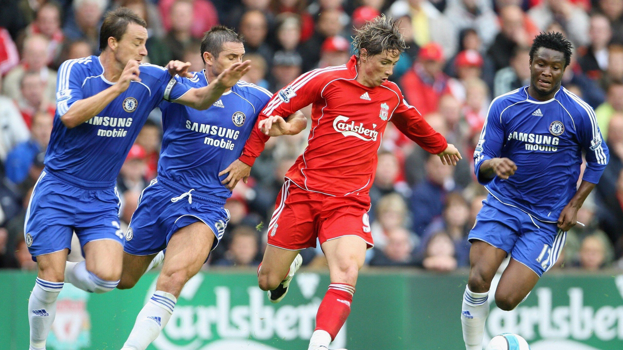 电竞赛场焦点！英格兰队对阵韩国队，核心球员受伤，球队前景蒙阴影