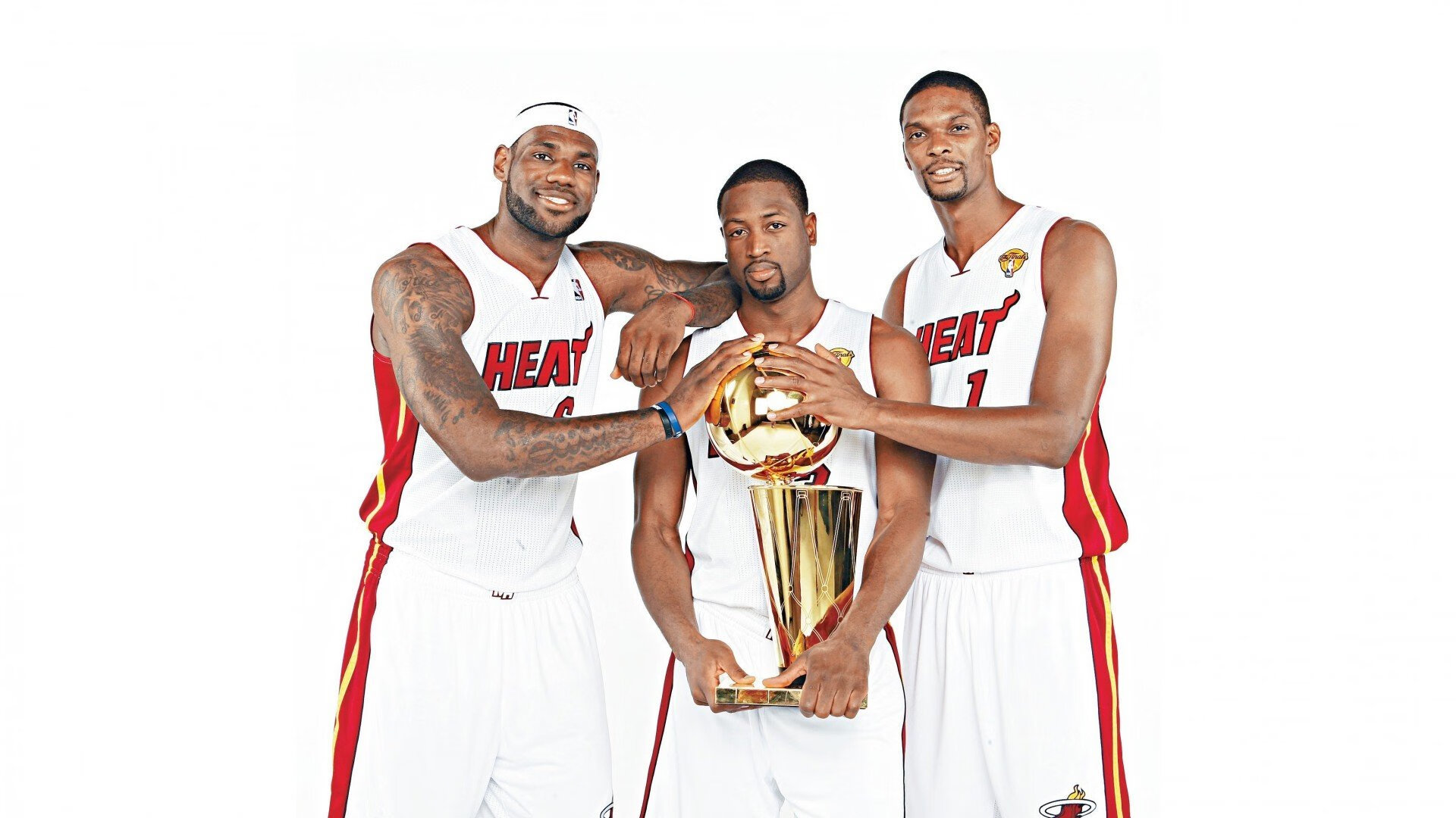 库里迎来二十赛季高光表现，拜仁球迷沸腾！