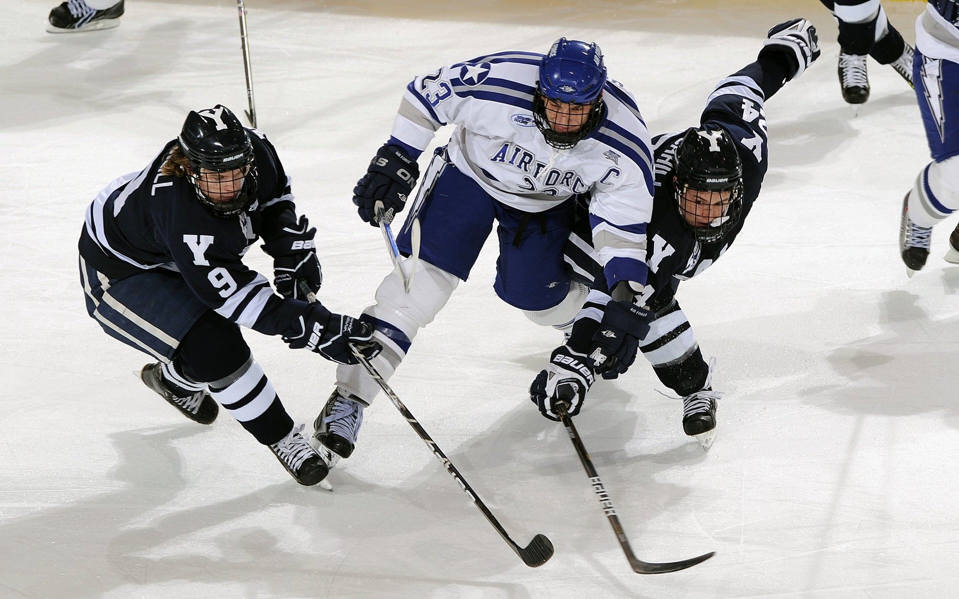 巴特勒关键节点败北,DWG带队取胜!